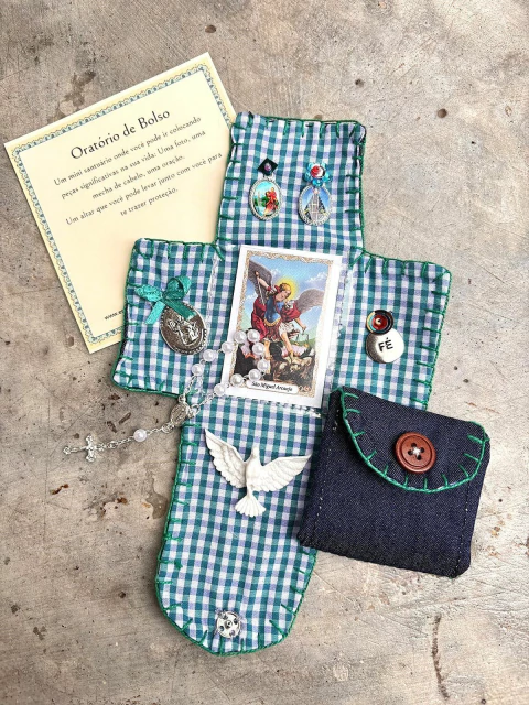 Oratório de Bolso VII - comprar online