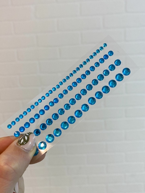 Strass autoadhesivo celeste variado