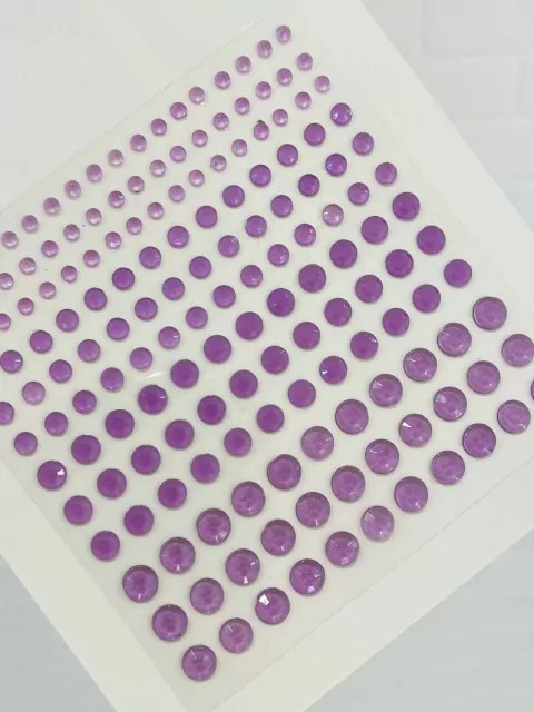 Strass autoadhesivos neon y luminiscentes individuales lila