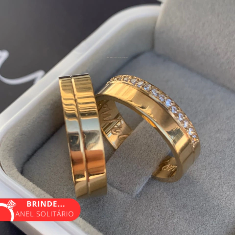 ALIANÇAS ROMA 4MM PRATA BANHADA A OURO 18K - ANEL DE BRINDE