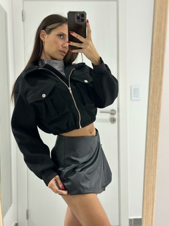 Campera negra