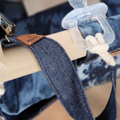 Imagen de Combo Hamaca Denim + Babero + Portachupete