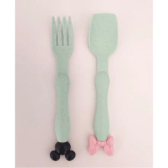 Set Tenedor y Cuchara Con Estuche Disney en internet