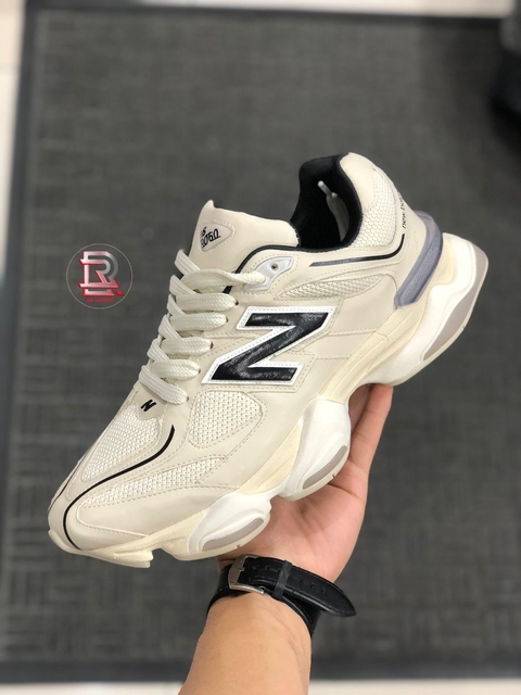 New Balance 9060 - Bege