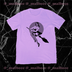 ❁ Remera Lila - witch babe