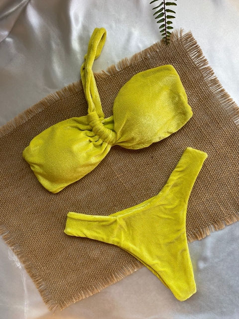 KINI ISIS - PISTACHE
