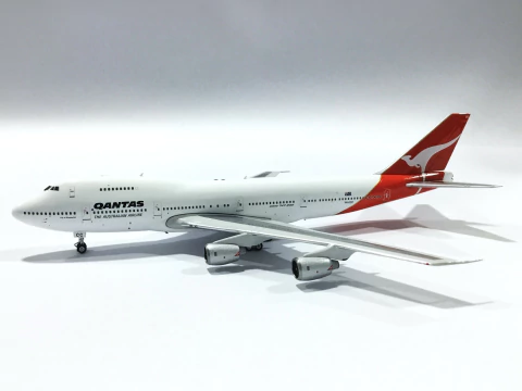 QANTAS
