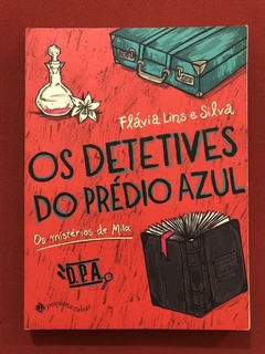 Livro - Os Detetives Do Prédio Azul: Os Mistérios De Mila - Seminovo