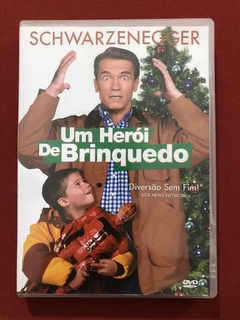 DVD - Um Herói De Brinquedo - Schwarzenegger - Seminovo