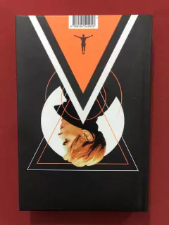 Livro - O Homem Que Caiu Na Terra - Darkside - Seminovo - comprar online