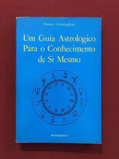 Livro - Um Guia Astrólogico Para O Conhecimento De Si Mesmo