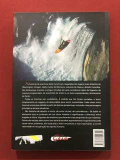 Livro - Vivendo Com O Perigo - Brett Nunn - Ed. Gaia - comprar online