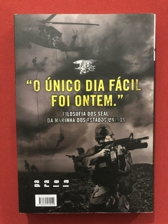 Livro - Não Há Dia Fácil - Mark Owen- Kevin Maurer- Paralela - comprar online