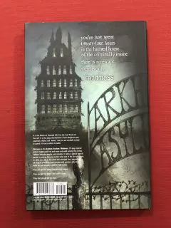 HQ - Arkham Asylum - Madness - Capa Dura - Seminovo - comprar online