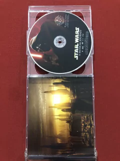 CD Duplo - John Williams - Star Wars Episode III - Seminovo - Sebo Mosaico - Livros, DVD's, CD's, LP's, Gibis e HQ's