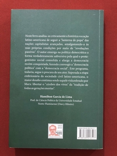 Livro - Um Lugar No Mundo - Alberto Aggio - Contraponto - Seminovo - comprar online