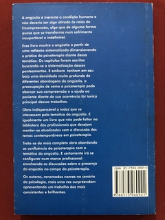 Livro - Angústia E Psicoterapia - Valdemar Augusto Angerami - Casa Do Psicólogo - comprar online