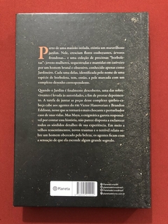 Livro - O Jardim Das Borboletas - Dot Hutchison - Ed. Planeta - Seminovo - comprar online