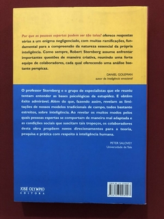 Livro - Por Que As Pessoas Espertas Podem Ser Tão Tolas - Robert J. Sternberg - comprar online