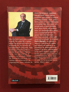 Livro - Muito Além Da Hierarquia - Pedro Mandelli- Ed. Gente - comprar online
