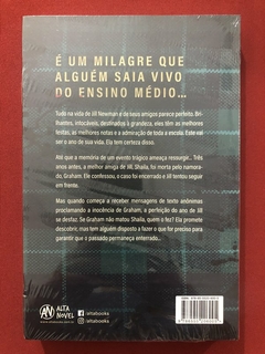 Livro - A Mesa Dos Jogadores - Jessica Goodman - Alta Novel - Novo - comprar online