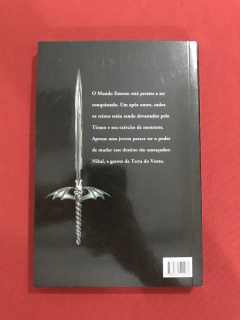 Livro - Crônicas Do Mundo Emerso - Vol. 1- A Garota Da Terra - comprar online