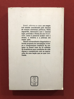 Livro - Brasil - Reforma Ou Caos - Editora Paz E Terra - comprar online