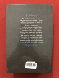 Livro - Estudos Sobre O Direito Constitucional - Seminovo - comprar online