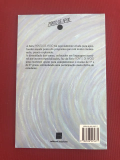 Livro - Adolescência - Guila Azevedo - Ed. Scipione - comprar online