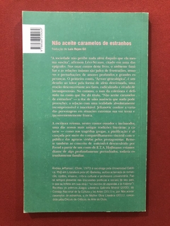 Livro - Não Aceite Caramelos De Estranhos - Andrea Jeftanovic - Mundaréu - Seminovo - comprar online