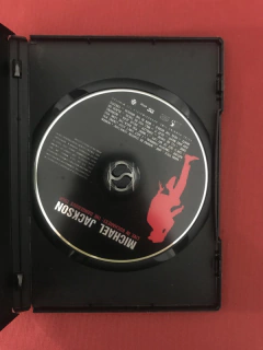 DVD - Michael Jackson Live In Bucharest: The Dangerous Tour na internet