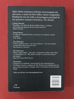 Livro - Acima De Qualquer Suspeita - James Grippando - comprar online