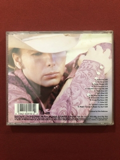 CD - Dwight Yoakam - A Long Way Home - Importado - Seminovo - comprar online