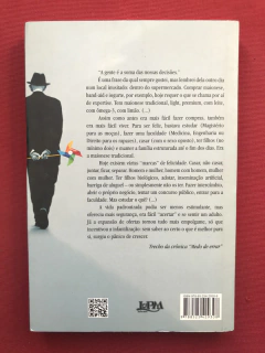 Livro - A Graça Da Coisa - Martha Medeiros - Seminovo - comprar online