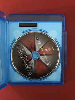Blu-ray - Resident Evil 4: Recomeço 3D - Seminovo na internet