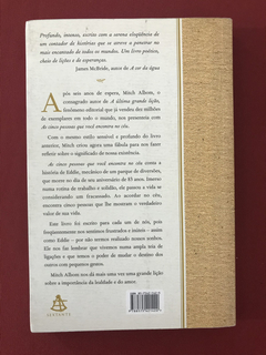 Livro - As Cinco Pessoas Que Você Encontra No Céu - Seminovo - comprar online