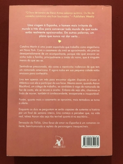 Livro - Uma Farsa De Amor - Elena Armas - Editora Arqueiro - Seminovo - comprar online