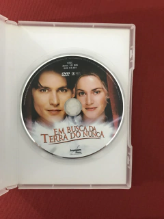 DVD - Em Busca Da Terra Do Nunca - Johnny Depp - Seminovo na internet