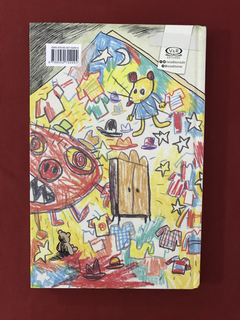Livro - Escrito E Desenhado Por Enriqueta - Liniers - Semin - comprar online