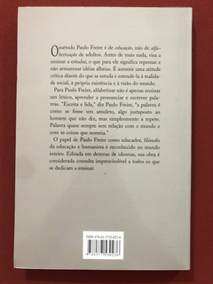 Livro - Ação Cultural Para A Liberdade - Paulo Freire - Paz E Terra - Seminovo - comprar online
