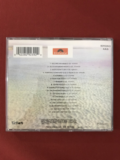 CD - The Cure - Staring At The Sea - The Singles - Seminovo - comprar online