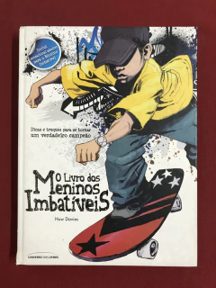 Livro - O Livro dos Meninos Imbatíveis - Huw Davies
