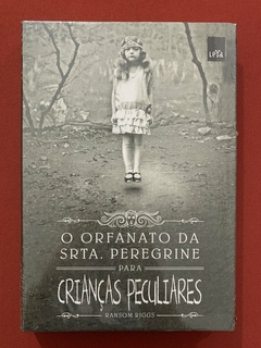 Livro - O Orfanato Da Srta. Peregrine Para Crianças Peculiares - Ranson Riggs - Novo