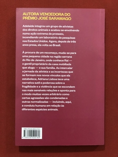 Livro - Os Grandes Carnívoros - Adriana Lisboa - Ed. Alfaguara - Seminovo - comprar online