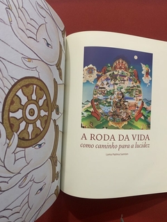 Livro - A Roda Da Vida: Como Caminho Para A Lucidez - Lama Padma Samten - Seminovo na internet