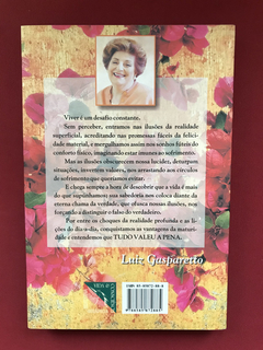 Livro - Tudo Valeu A Pena - Zibia Gasparetto - Seminovo - comprar online