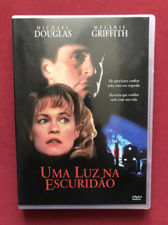 DVD - Uma Luz Na Escuridão - Michael Douglas - Seminovo