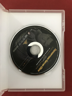 DVD - 007 - O Amanhã Nunca Morre - James Bond - Seminovo na internet