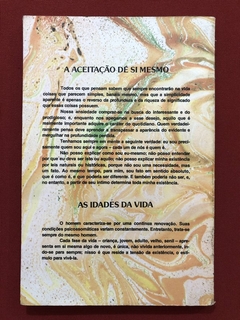 Livro - A Aceitação De Si Mesmo - As Idades Da Vida - Romano Guardini - comprar online