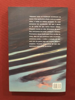 Livro - Tudo É Rio - Carla Madeira - Editora Record - Seminovo - comprar online